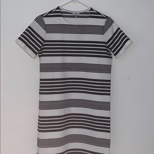 TOBI white and black stripped shift dress